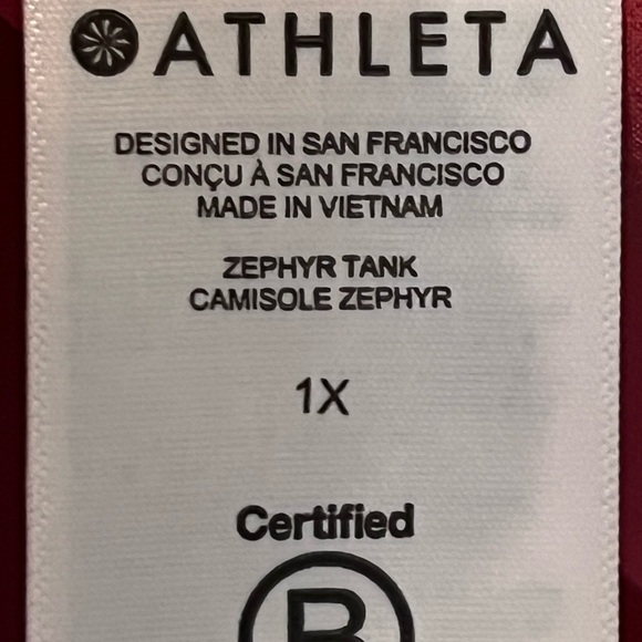 Athleta Active Shirt Ladies Size 1X EUC Sporty Look Lightweight Breathable Move - Picture 3 of 5